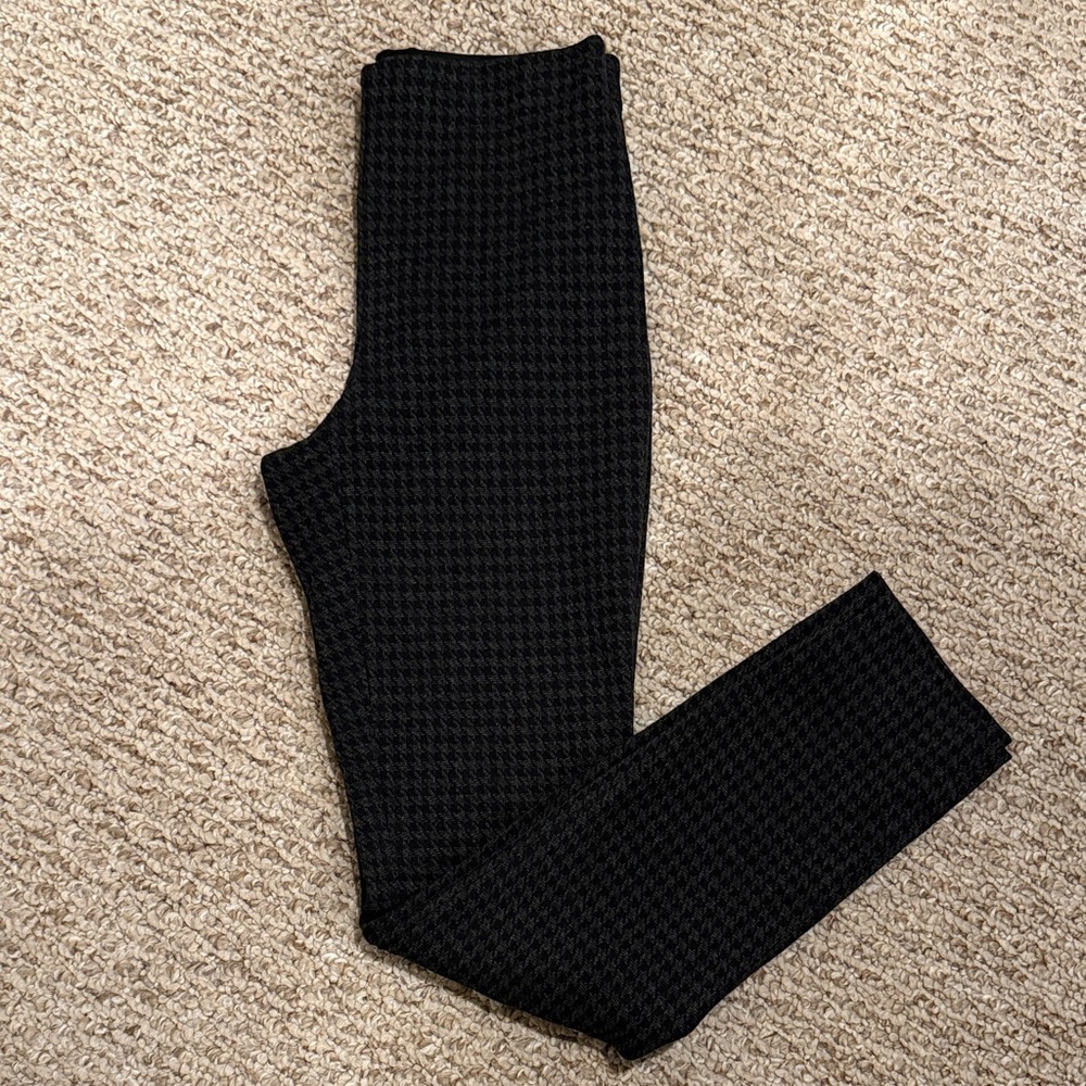Theory Black Houndstooth Ankle Pants
